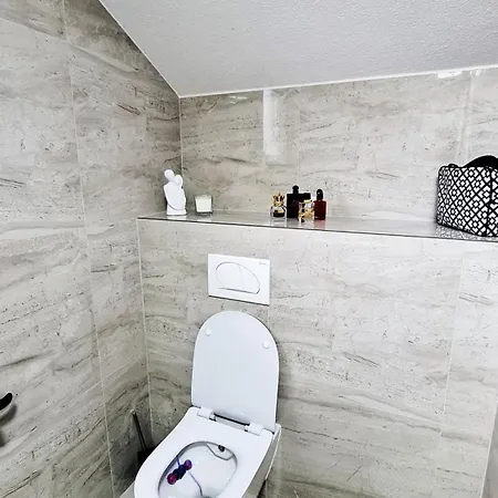 Zlatan Poolside Bosanska Gradiska