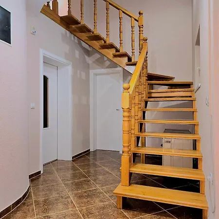 Zlatan Poolside * Bosanska Gradiska
