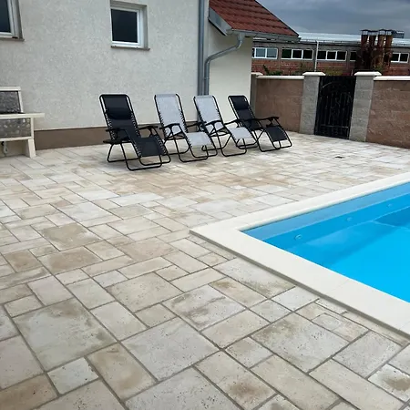 Zlatan Poolside Villa *